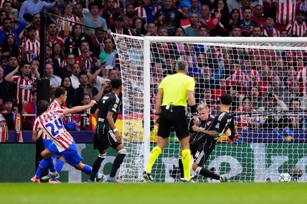 Atletico de Madrid v Eintracht Frankfurt - UEFA Champions League 2025 26 League Phase MD2 Robin Le Normand centre-back of Atletico de Madrid and Spain shooting to goal and scored during the UEFA Champions League 2025 26 League Phase MD2 match between Atletico de Madrid and Eintracht Frankfurt at Estadio Metropolitano on September 30, 2025 in Madrid, Spain. Madrid Spain  Copyright: xJosexBretonx originalFilename:bretonhernandez-atletico250930_npWGe.jpg