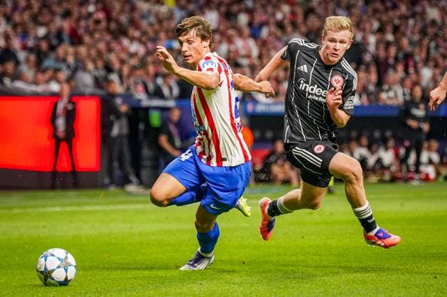 UEFA Champions League 2025 26, Matchday 2 Atletico Madrid vs Eintracht Frankfurt Riyadh Air Metropolitano Madrid, Spain Giuliano Simeone Atletico Madrid, 20 Jonathan Burkardt Eintracht Frankfurt, 9 Copyright: xJOERANxSTEINSIEKx