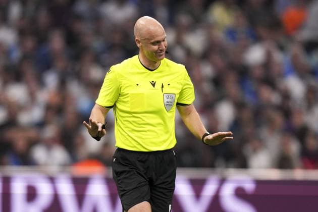 MARSEILLE , 30-09-2025 , Stade Velodrome , season 2025 2026 , UEFA Champions League football , League phase Matchday 2 , match between Olympique de Marseille and Ajax , picture shows referee Anthony Taylor Olympique de Marseille - Ajax  x31295889x Copyright: