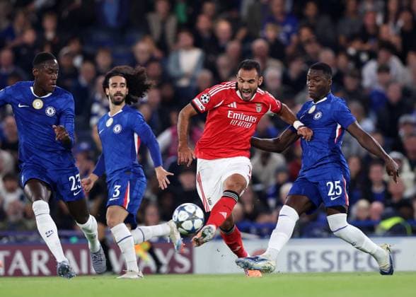 London, England, 30th September 2025. Moises Caicedo of Chelsea with Vangelis Pavlidis of Benfica during the Chelsea vs Benfica UEFA Champions League match at Stamford Bridge, London. Picture credit should read: David Klein Sportimage EDITORIAL USE ONLY. No use with unauthorised audio, video, data, fixture lists, club league logos or live services. Online in-match use limited to 120 images, no video emulation. No use in betting, games or single club league player publications. SPI_008_DK_Chelsea_Benfica SPI-4176-0008