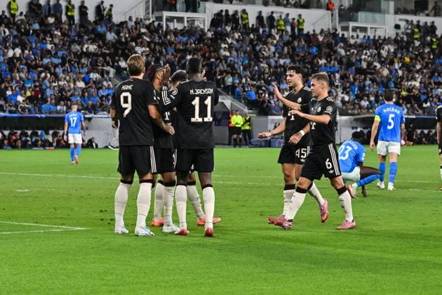 UEFA Champions League Paphos FC FC Bayern München 30 09 2025 Cheers after Harry KANE FC Bayern Muenchen 9 Goal Goalscorer Joy Happy UEFA Champions League Paphos FC FC Bayern München Alphamega Stadium on 30 09 2025 Copyright: xBEAUTIFULxSPORTS Goldbergx