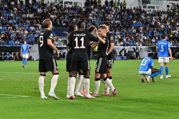 UEFA Champions League Paphos FC FC Bayern München 30 09 2025 Cheers after Harry KANE FC Bayern Muenchen 9 Goal Goalscorer Joy Happy UEFA Champions League Paphos FC FC Bayern München Alphamega Stadium on 30 09 2025 Copyright: xBEAUTIFULxSPORTS Goldbergx