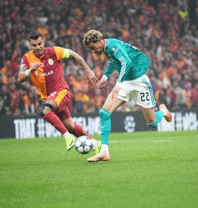 Hugo Ekitike (R) and Abdulkerim Bardakci (L) during group phase match between Galatasaray and Liverpool in Istanbul, Turkiye, 30 September 2025. ( Copyright: DepoxPhotos 18846365