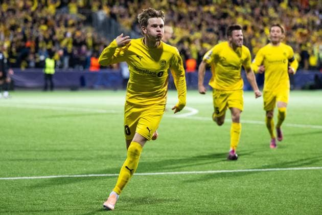 250930 Jens Petter Hauge of Bodo Glimt celebrates after 1 0 during the UEFA Champions League football match between Bodo Glimt and Tottenham on September 30, 2025 in Bodo Photo Marius Simensen BILDBYRAN COP 238 MM0044 bbeng football fotball fotboll soccer uefa champions league mesterligaen bodo glimt tottenham hotspur spurs jubel  Copyright: MARIUSxSIMENSEN BB250930ZV002
