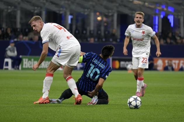 Foto IPP Paolo Bona Milano 30 09 2025 UEFA Champions League di Calcio stagione 2025 2026 partita Inter-Slavia Praga Nella foto Lautaro Martinez e David Zima Italy Photo Press Worldwide Copyright italy Italy ITALY  Copyright: xR4924_italyphotopressx