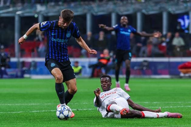 Petar Sucic of FC Internazionale seen in action during UEFA Champions League 2025 26 League Phase - Matchday2 football match between FC Internazionale and SK Slavia Praha at San Siro Stadium  Copyright: xFabrizioxCarabelli IPAxSportx xipa-agency.netx xx IPA_65976558 IPA_Agency_IPA65976558