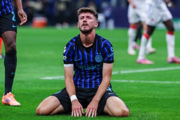 FC Internazionale vs SK Slavia Praha UEFA Champions League 2025 26 League Phase Matchday2 30 09 2025 Petar Sucic of FC Internazionale reacts during UEFA Champions League 2025 26 League Phase Matchday2 football match between FC Internazionale and SK Slavia Praha at San Siro Stadium Copyright: xBEAUTIFULxSPORTS Carabellix