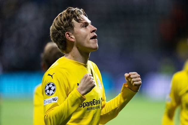 250930 Jens Petter Hauge of Bodo Glimt celebrates after 2 0 during the UEFA Champions League football match between Bodo Glimt and Tottenham on September 30, 2025 in Bodo Photo Marius Simensen BILDBYRAN COP 238 MM0044 bbeng football fotball fotboll soccer uefa champions league mesterligaen bodo glimt tottenham hotspur spurs jubel  Copyright: MARIUSxSIMENSEN BB250930ZP004
