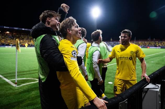250930 Jens Petter Hauge of Bodo Glimt celebrates after 2 0 during the UEFA Champions League football match between Bodo Glimt and Tottenham on September 30, 2025 in Bodo Photo Marius Simensen BILDBYRAN COP 238 MM0044 bbeng football fotball fotboll soccer uefa champions league mesterligaen bodo glimt tottenham hotspur spurs jubel  Copyright: MARIUSxSIMENSEN BB250930ZY005