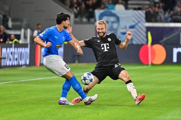UEFA Champions League Paphos FC FC Bayern Munich 30 09 2025 in duel PEPE Paphos FC 88 and Konrad LAIMER FC Bayern Muenchen 27 duel UEFA Champions League Paphos FC FC Bayern Munich Alphamega Stadium on 30 09 2025 Copyright: xBEAUTIFULxSPORTS Goldbergx