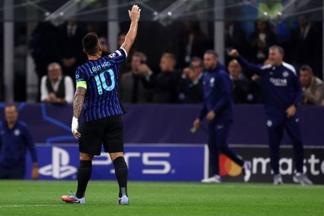 FC Internazionale - Sk Slavia Praha - UEFA Champions League 2025 26 League Phase MD2 Lautaro Martinez of Fc Internazionale celebrates after scoring a goal during the UEFA Champions League Phase MD2 match between FC Internazionale and Sk Slavia Praha at Stadio Giuseppe Meazza (San Siro) on September 30 2025 in Milan, Italy . Milano Stadio Giuseppe Meazza Italy Copyright: xMarcoxCanonierox