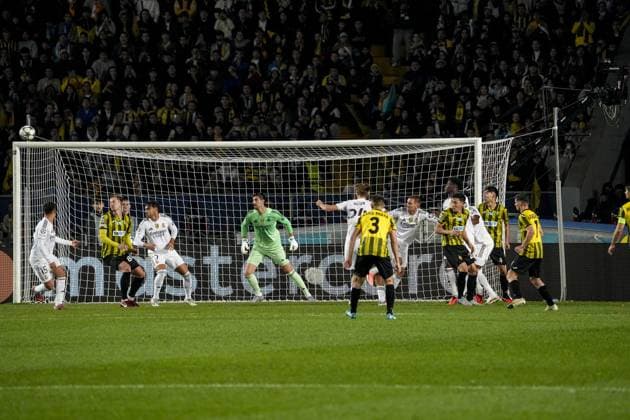 Kairat Almaty v Real Madrid - UEFA Champions League ALMATY, KAZAKHSTAN - SEPTEMBER 30: Players in action during the UEFA Champions League group stage match between Kairat Almaty and Real Madrid at Almaty Ortalyk Stadion in Almaty, Kazakhstan on September 30, 2025. Turar Kazangapov Anadolu Almaty Kazakhstan. Editorial use only. Please get in touch for any other usage.  Copyright: x2025xAnadoluxTurarxKazangapovx