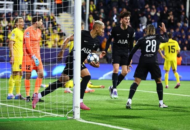Richarlison of Tottenham Hotspur celebrates scoring his sides second goal FK Bodo Glimt v Tottenham Hotspur, UEFA Champions League, Group Stage, Football, Aspmyra Stadion, Bodo, Norway - 30 Sep 2025Bodo Aspmyra Stadion Norway EDITORIAL USE ONLY No use with unauthorised audio, video, data, fixture lists, club league logos or live services. Online in-match use limited to 120 images, no video emulation. No use in betting, games or single club league player publications.  Copyright: xMichaelxZemanek Shutterstockx 15504026am
