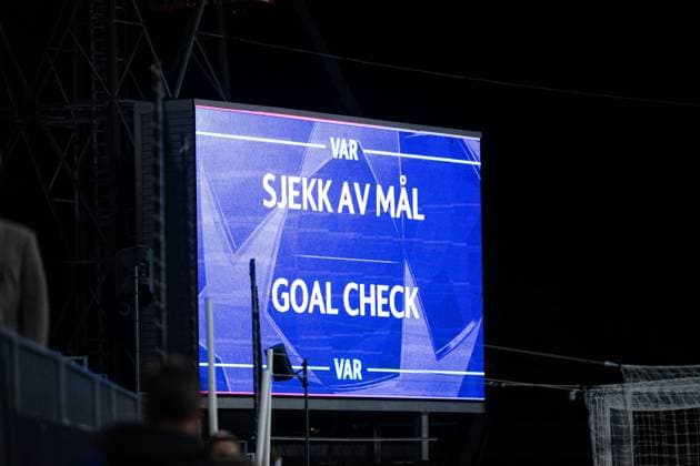 250930 VAR check of 2 2 goal during the UEFA Champions League football match between Bodo Glimt and Tottenham on September 30, 2025 in Bodo Photo Marius Simensen BILDBYRAN COP 238 MM0044 bbeng football fotball fotboll soccer uefa champions league mesterligaen bodo glimt tottenham hotspur spurs  Copyright: MARIUSxSIMENSEN BB250930ZS003