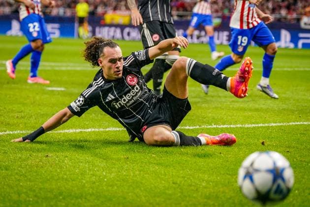UEFA Champions League 2025 26, Matchday 2 Atletico Madrid vs Eintracht Frankfurt Riyadh Air Metropolitano Madrid, Spain Arthur Theate Eintracht Frankfurt, 3 Copyright: xJOERANxSTEINSIEKx