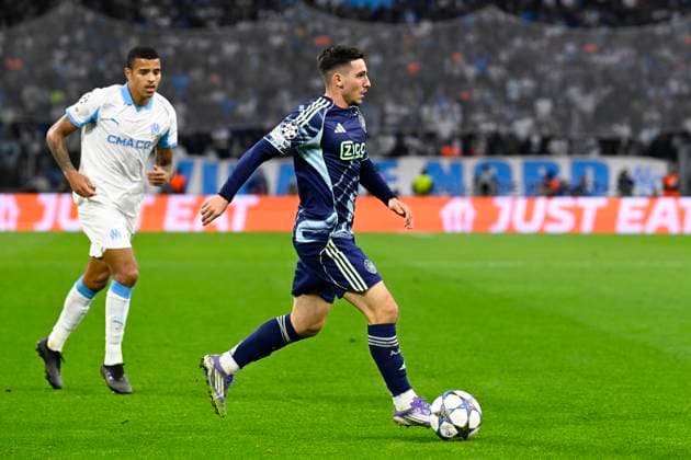 FOOTBALL : Olympique de Marseille VS AFC Ajax Amsterdam - Champions League - 30 09 2025 Oscar Gloukh (AFC Ajax) - Champions League match between Olympique de Marseille and AFC Ajax Amsterdam on September 30, 2025 at the Orange Velodrome Stadium in Marseille. MarseilleFrance  Copyright: xWilliamxCannarellax