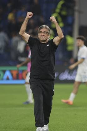 CALCIO - UEFA Champions League - Atalanta BC vs Club Brugge KV Ivan Juric Head Coach of Atalanta BC celebrate the victory at the end of Atalanta BC vs Club Brugge, Chanpions League 2025-26 League phase, Matchday 2Â°, game at New Balance Arena in Bergamo (BG), Italy, on September 30, 2025. Bergamo Italy  Copyright: xIPAxSport ABACAx