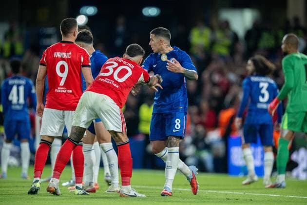 GB, London - 30 September 2025 : Nicolas Otamendi S.L. Benfica and Enzo Fernandez of Chelsea during the match between Chelsea FC and S.L. Benfica in UEFA Champions League 2025 26 League Phase MD2 at Stamford Bridge stadium in London, England. Photo Sebastian Frej Chelsea vs. S.L. Benfica - UEFA Champions League 2025 26 League Phase MD2 Copyright: xSebastianxFrejx