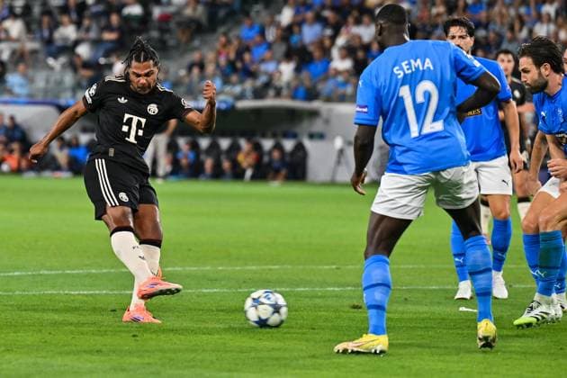 UEFA Champions League Paphos FC FC Bayern München 30 09 2025 in this scene Serge GNABRY FC Bayern Muenchen 7 tries a shot on goal UEFA Champions League Paphos FC FC Bayern München Alphamega Stadium on 30 09 2025 Copyright: xBEAUTIFULxSPORTS Goldbergx