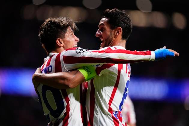 Atletico de Madrid v Eintracht Frankfurt - UEFA Champions League 2025 26 League Phase MD2 Giuliano Simeone centre-forward of Atletico de Madrid and Argentina celebrates with Koke Resurreccion after scoring his sides first goal during the UEFA Champions League 2025 26 League Phase MD2 match between Atletico de Madrid and Eintracht Frankfurt at Estadio Metropolitano on September 30, 2025 in Madrid, Spain. Madrid Spain  Copyright: xJosexBretonx originalFilename:bretonhernandez-atletico250930_npphV.jpg