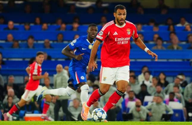 Evangelos Pavlidis of Benfica Chelsea v Benfica, UEFA Champions League, Group Stage, Football, Stamford Bridge, London, UK - 30 Sep 2025London Stamford Bridge United Kingdom EDITORIAL USE ONLY No use with unauthorised audio, video, data, fixture lists, club league logos or live services. Online in-match use limited to 120 images, no video emulation. No use in betting, games or single club league player publications. Copyright: xJavierxGarcia Shutterstockx 15504031bk