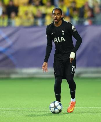 Djed Spence of Tottenham Hotspur FK Bodo Glimt v Tottenham Hotspur, UEFA Champions League, Group Stage, Football, Aspmyra Stadion, Bodo, Norway - 30 Sep 2025Bodo Aspmyra Stadion Norway EDITORIAL USE ONLY No use with unauthorised audio, video, data, fixture lists, club league logos or live services. Online in-match use limited to 120 images, no video emulation. No use in betting, games or single club league player publications.  Copyright: xMichaelxZemanek Shutterstockx 15504026cb