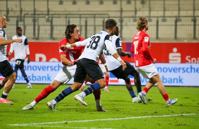 Germany Soccer 3 Liga 2025 26, 9 Matchday TSV Havelse vs Waldhof Mannheim Eilenriedestadion Stadion Hannover Masca Waldhof Mannheim, 38 Hannover Copyright: xAymanxAlahmedx