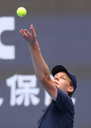 (251001) -- BEIJING, Oct. 1, 2025 -- Jannik Sinner serves during the men s singles final match between Jannik Sinner of Italy and Learner Tien of the United States at 2025 China Open tennis tournament in Beijing, China, Oct. 1, 2025. ) (SP)CHINA-BEIJING-TENNIS-CHINA OPEN-MEN S SINGLES-FINAL(CN) DuxXinyi 