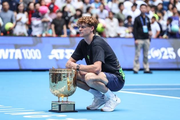 BEIJING, CHINA - OCTOBER 01: Champion Jannik Sinner of Italy poses with trophy after the Men s Singles Final match on day 10 of the 2025 China Open at the National Tennis Center on October 1, 2025 in Beijing, China.  Copyright: xVCGx 111594392104