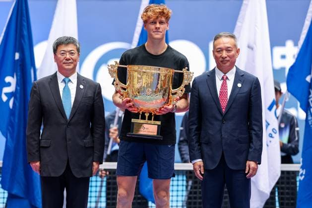 BEIJING, CHINA - OCTOBER 01: Champion Jannik Sinner of Italy poses with trophy after the Men s Singles Final match on day 10 of the 2025 China Open at the National Tennis Center on October 1, 2025 in Beijing, China.  Copyright: xVCGx 111594391110