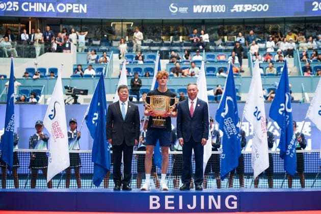 BEIJING, CHINA - OCTOBER 01: Champion Jannik Sinner of Italy poses with trophy after the Men s Singles Final match on day 10 of the 2025 China Open at the National Tennis Center on October 1, 2025 in Beijing, China.  Copyright: xVCGx 111594390091
