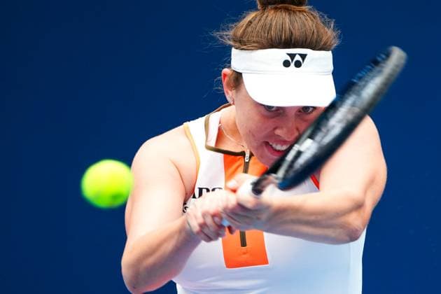 BEIJING, CHINA - OCTOBER 01: Linda Noskova of Czech Republic competes in the Women s Singles Round of 16 match against Anastasia Potapova on day 10 of the 2025 China Open at the National Tennis Center on October 1, 2025 in Beijing, China.  Copyright: xVCGx 111594389166
