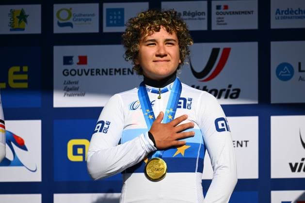 UEC 2025 Road European Championship, EM, Europameisterschaft Drome-Ardeche 01 10 2025 ETOILE-SUR-RHONE, FRANCE - OCTOBER 01 : Ostiz Taco Paula (Spain) during podium ceremony of the Women Junior Individual Time Trial of the 2025 UEC Road European Championship Drome-Ardeche 10th edition an UCI Continental Championships cycling race of 24 km with start in Loriol-sur-Drome and finish in Etoile-sur-Rhone on October 1, 2025 in Etoile-sur-Rhone, France, 01 10 2025 Etoile-sur-Rhone France  Copyright: xVincentxKalutx