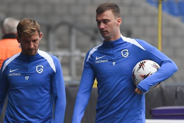 Genk s Patrik Hrosovsky and Genk s Bryan Heynen pictured during a training session of Belgian soccer team KRC Genk, on Wednesday 01 October 2025, in Genk. The team will play the Hungarian Ferencvarosi TC on Thursday, the second game (out of 8) in the league phase of the UEFA Europa League competition. JILLxDELSAUX  x135801107x