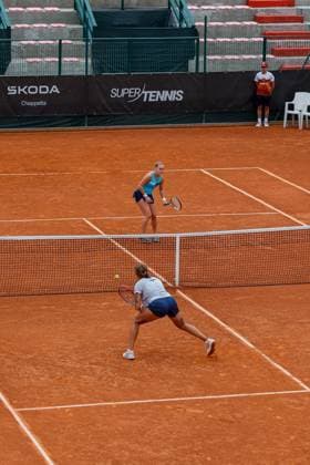 Aliona Bolsova vs Sara Bejlek during the Internazionali di Calabria 2025 WTA, Tennis Damen 125 tennis match at Chiappetta Village, Rende (Cosenza), Italy.  Copyright: xFrancescoxFarina IPAxSportx xipa-agency.netx xx IPA_66000541 IPA_Agency_IPA66000541