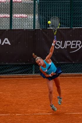 Sara Bejlek during the Internazionali di Calabria 2025 WTA, Tennis Damen 125 tennis match at Chiappetta Village, Rende (Cosenza), Italy.  Copyright: xFrancescoxFarina IPAxSportx xipa-agency.netx xx IPA_66000544 IPA_Agency_IPA66000544