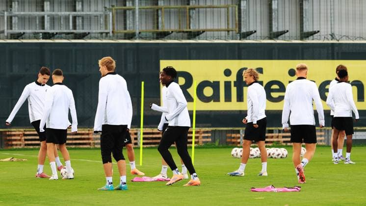 SOCCER - UEFA EL, Sturm vs Glasgow GRAZ,AUSTRIA,01.OCT.25 - SOCCER - UEFA Europa League, SK Sturm Graz vs Glasgow Rangers FC, training Sturm. Image shows the team of Sturm.  GEPAxpictures xMarioxBuehner-Weinrauch