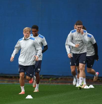 Connor Barron and his team mates training ahead of tomorrow s Europa League group phase match against Sturm Graz. Rangers Training - The Rangers Training Centre, Glasgow, Lanarkshire, Scotland, UK - 01 Oct 2025Glasgow The Rangers Training Centre Lanarkshire United Kingdom  Copyright: xO Rourke RangersxFC Shutterstockx 15512623r