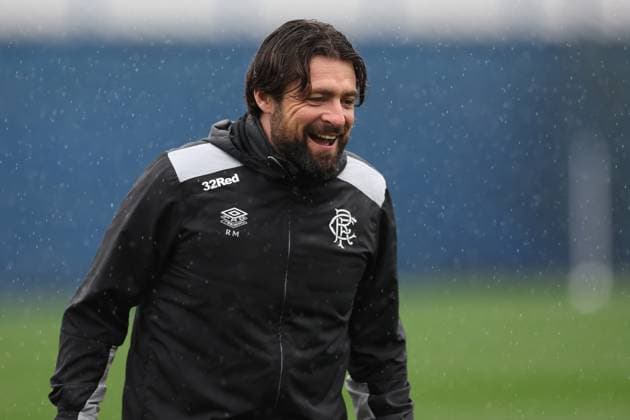 Rangers head coach Russell Martin during training ahead of tomorrow s Europa League group phase match against Sturm Graz. Rangers Training - The Rangers Training Centre, Glasgow, Lanarkshire, Scotland, UK - 01 Oct 2025Glasgow The Rangers Training Centre Lanarkshire United Kingdom  Copyright: xO Rourke RangersxFC Shutterstockx 15512623ai