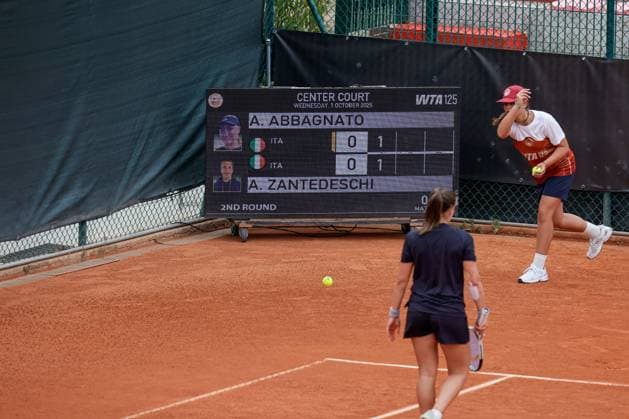 Anastasia Abbagnato vs Aurora Zantedeschi during the Internazionali di Calabria 2025 WTA, Tennis Damen 125 tennis match at Chiappetta Village, Rende (Cosenza), Italy.  Copyright: xFrancescoxFarina IPAxSportx xipa-agency.netx xx IPA_66002846 IPA_Agency_IPA66002846
