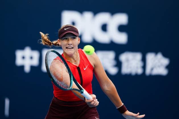 BEIJING, CHINA - OCTOBER 01: Mirra Andreeva competes in the Women s Singles Round of 16 match against Sonay Kartal of Great Britain on day 10 of the 2025 China Open at the National Tennis Center on October 1, 2025 in Beijing, China.  Copyright: xVCGx 111594407275