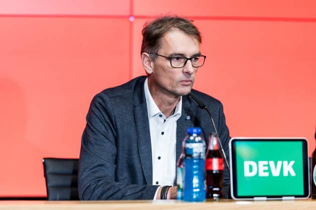 Cologne Cup25 Press Conference 01 10 2025 Dr Andreas Dartsch Deputy Chairman of the Board Sparkasse KölnBonn Press Conference Cologne Cup25 RheinEnergiestadion, 01 10 2025 Copyright: xBEAUTIFULxSPORTS Wunderlx