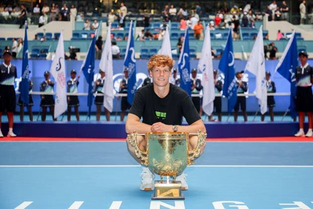 BEIJING, CHINA - OCTOBER 01: Champion Jannik Sinner of Italy celebrates after the Men s Singles Final match on day 10 of the 2025 China Open at the National Tennis Center on October 1, 2025 in Beijing, China.  Copyright: xVCGx 111594395543