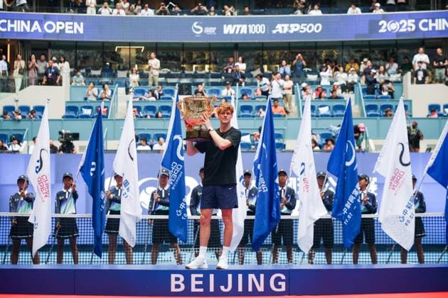 BEIJING, CHINA - OCTOBER 01: Champion Jannik Sinner of Italy celebrates after the Men s Singles Final match on day 10 of the 2025 China Open at the National Tennis Center on October 1, 2025 in Beijing, China.  Copyright: xVCGx 111594395631