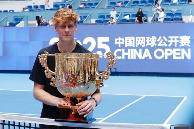 BEIJING, CHINA - OCTOBER 01: Champion Jannik Sinner of Italy celebrates after the Men s Singles Final match on day 10 of the 2025 China Open at the National Tennis Center on October 1, 2025 in Beijing, China.  Copyright: xChinaxNewsxServicex 111594409117