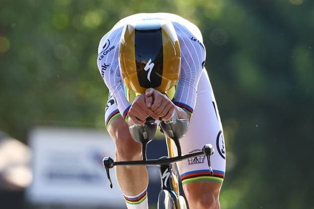 Belgian Remco Evenepoel pictured at the arrival as he wins the 24 km time trial of the Men Elite category at the UEC road European cycling championships, Wednesday 01 October 2025, in Loriol-sur-Drome, France. The European cycling championships Drome-Ardeche takes place from 1 to 5 October, France. DAVIDxPINTENS  x135834270x