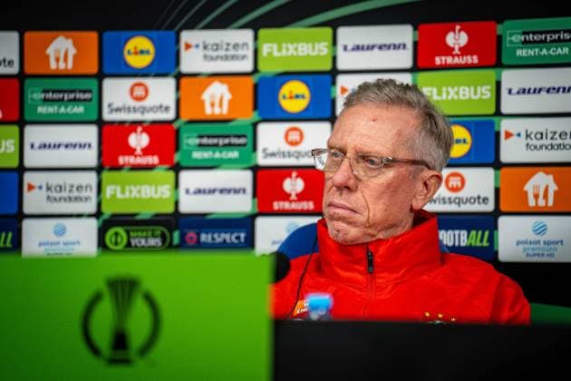 SOCCER - UEFA ECL, Poznan vs Rapid POZNAN,POLAND,01.OCT.25 - SOCCER - UEFA Conference League, KKS Lech Poznan vs SK Rapid Wien, preview, press conference, PK, Pressekonferenz Rapid. Image shows head coach Peter Stoeger (Rapid).  GEPAxpictures xKevinxHackner