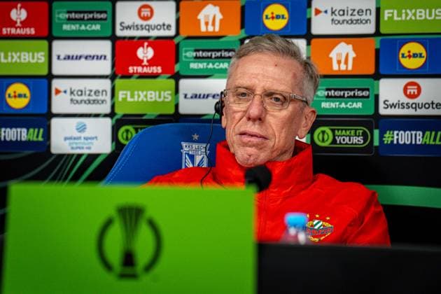 SOCCER - UEFA ECL, Poznan vs Rapid POZNAN,POLAND,01.OCT.25 - SOCCER - UEFA Conference League, KKS Lech Poznan vs SK Rapid Wien, preview, press conference, PK, Pressekonferenz Rapid. Image shows head coach Peter Stoeger (Rapid).  GEPAxpictures xKevinxHackner