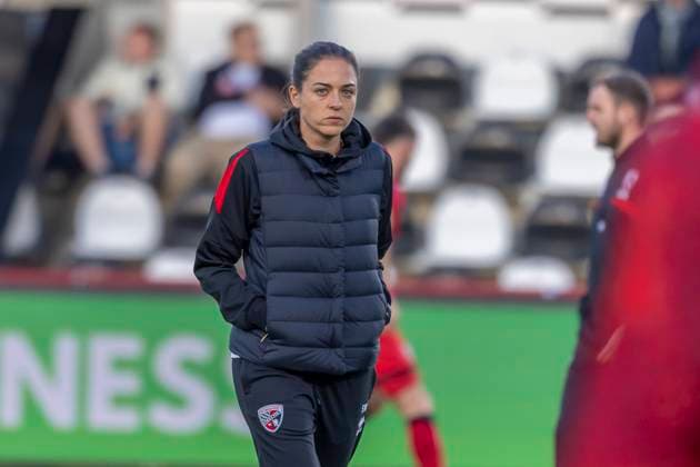 Verl, Germany 01 October 2025 3 Liga 2025 2026 SC Verl vs FC Ingolstadt 04 In the picture Coach Sabrina Wittmann FCI DFB regulations prohibit any use of photographs as image sequences and or quasi video Sportclub Arena Nordrhein Westfalen Copyright: xFotostandx xSchäferx
