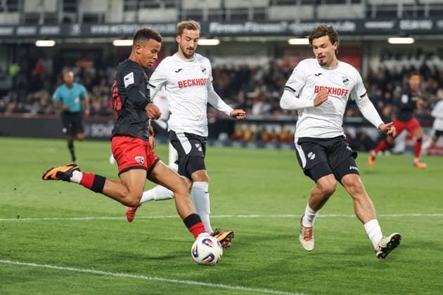 3 Liga SC Verl FC Ingolstadt 04 Marcel Costly 22, FCI Goal chance missed Otto Fynn 34 Verl Stöcker Michel 24 Verl 3 Liga FC Ingolstadt 04 Season 2025 2026 SC Verl